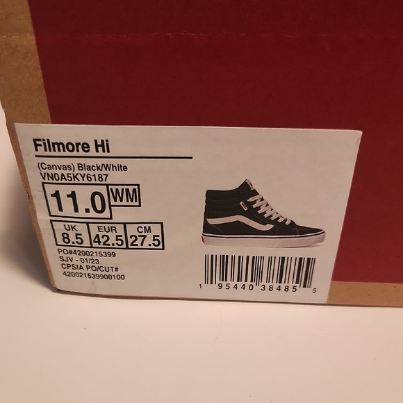 NIB Vans Classic Black and White High-Tops - Picture 4 of 5